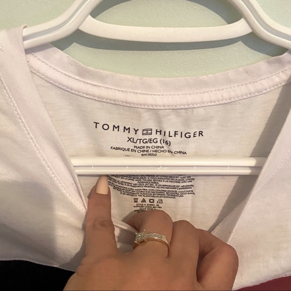 Youth Girls XL(16)Tommy Hilfiger tee - Picture 3 of 3
